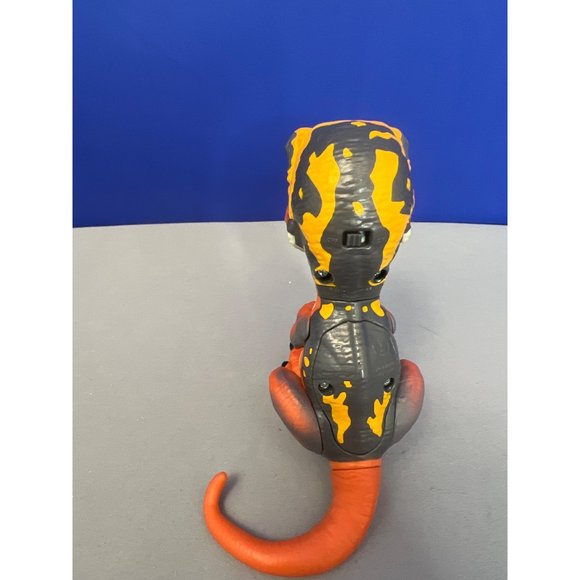 Fingerlings Dinosaur Blaze Untamed Raptor Interactive Velociraptor Orange used - Picture 2 of 8